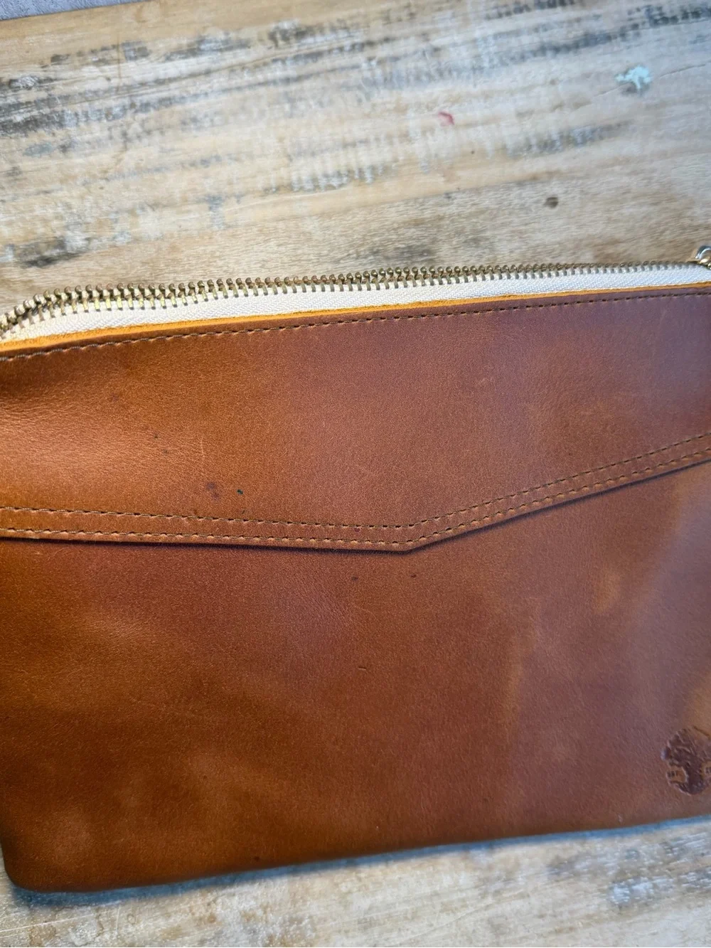 Oak River Brown Leather Wristlet